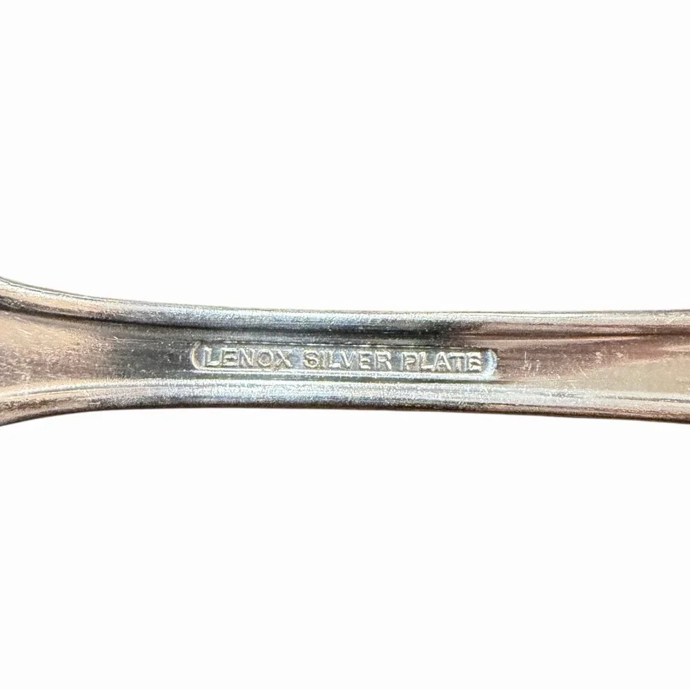 Deerfield Silverplate/Wallace‎ 1933 Lenox Pattern Silverplate Soup Spoon